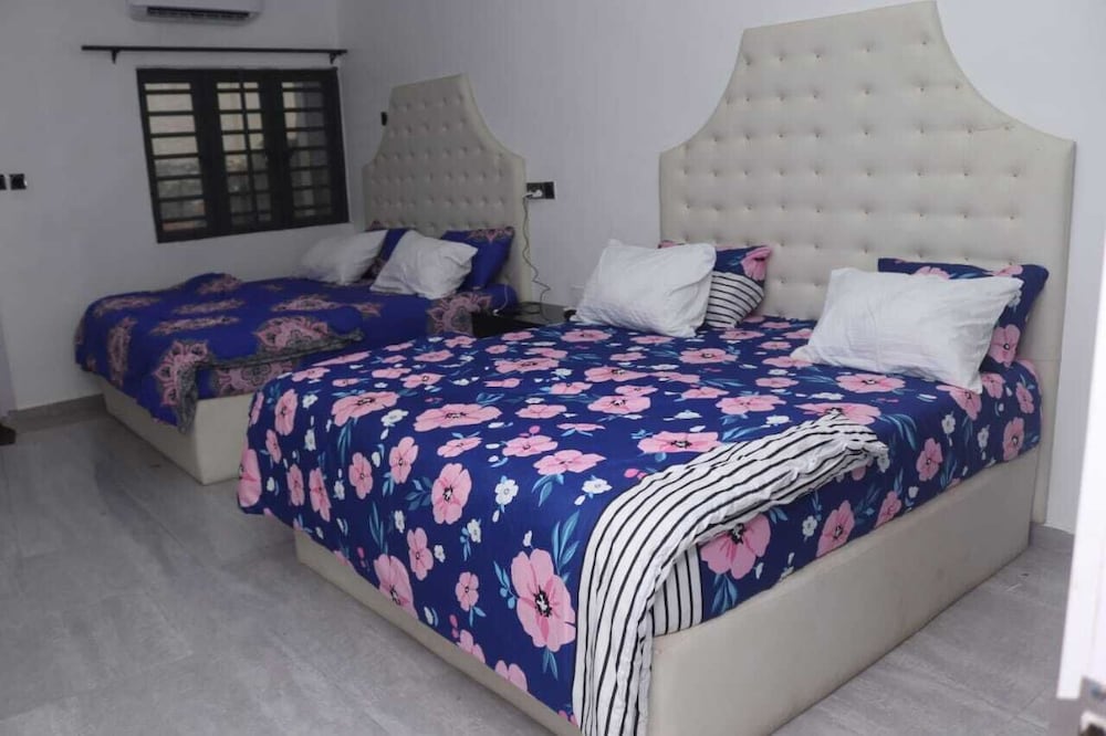 Luxurious 1 Duplex and 3 Flats Apartments, Ugbor Village RD, Benin City Nigeria