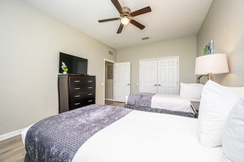 Epic Universe Beautiful Condo, Vista Cay, Orlando-3026