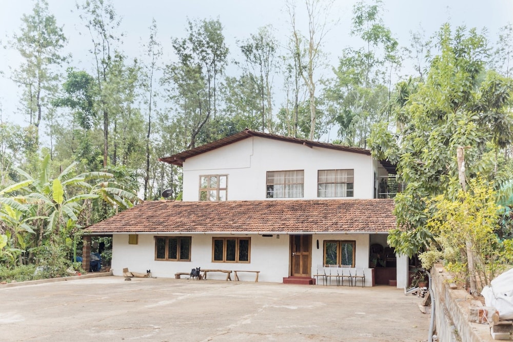 GuestHouser 3 BHK Homestay f7e4
