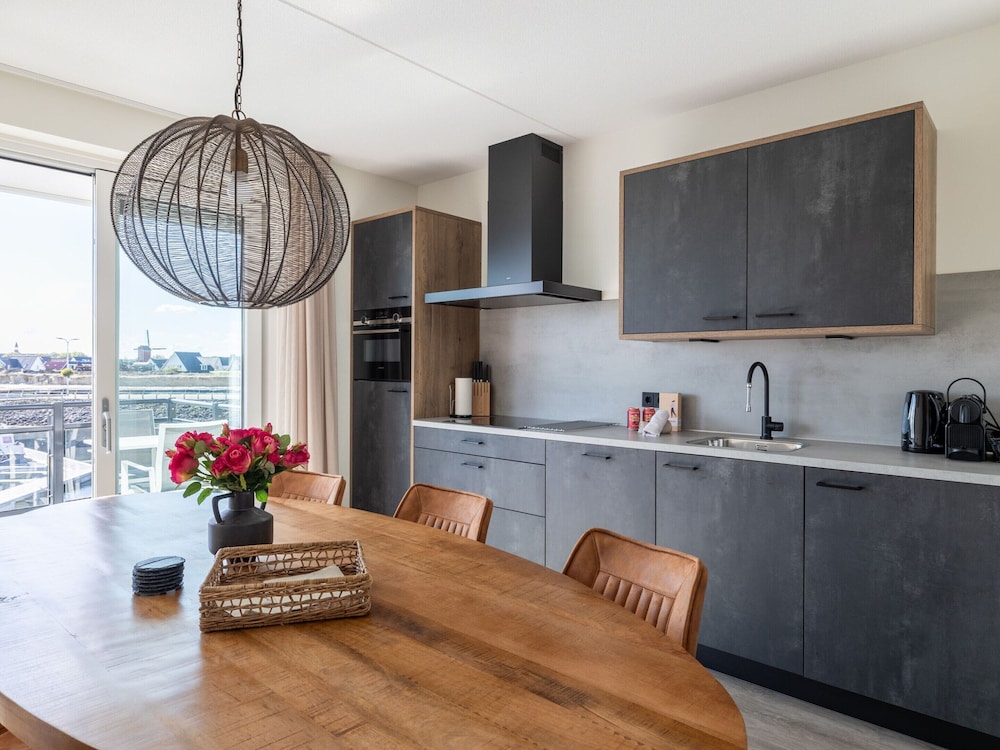 Apartment in Sint-annaland by the Harbor