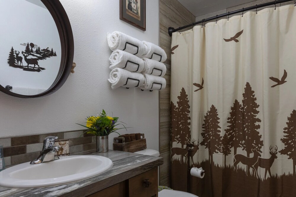 Deer View - Property Image 4