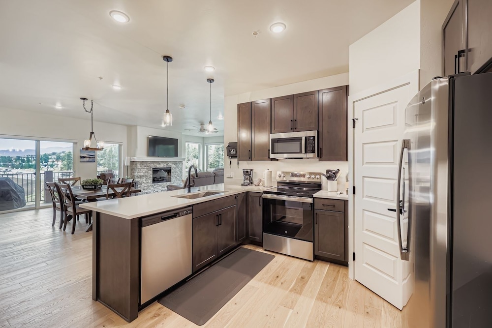 305 Brightwood At Keystone 2 Bedroom Condo