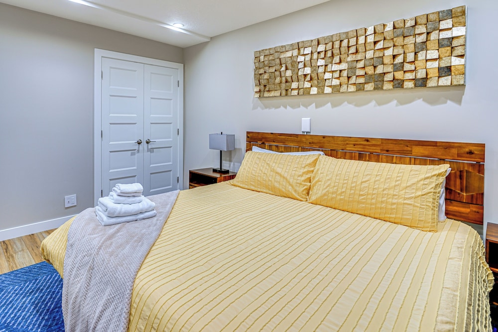 Hike & Ski: Condo 8 Mi to Dtwn Salt Lake City!