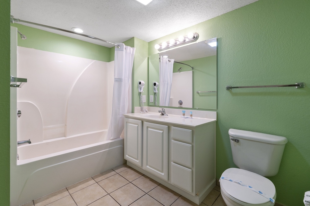 Grand Atlantic by Elliott Beach Rentals