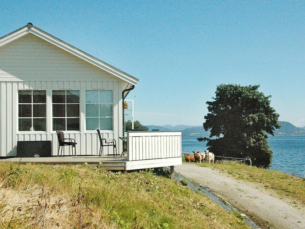 5 Person Holiday Home in Averoy view 3