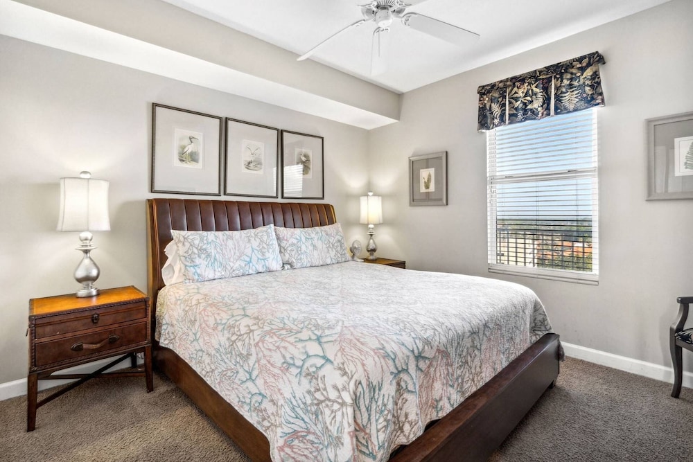 Grandview East 903
