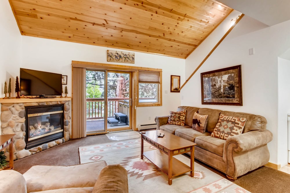 Estes Park Condos - Property Image 88