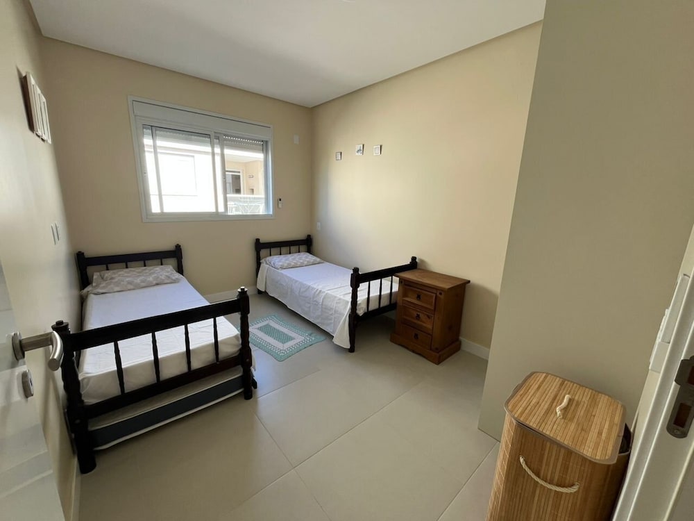 Full Stay in Condo With Pool Just 600 Meters From the Beach - Ccis