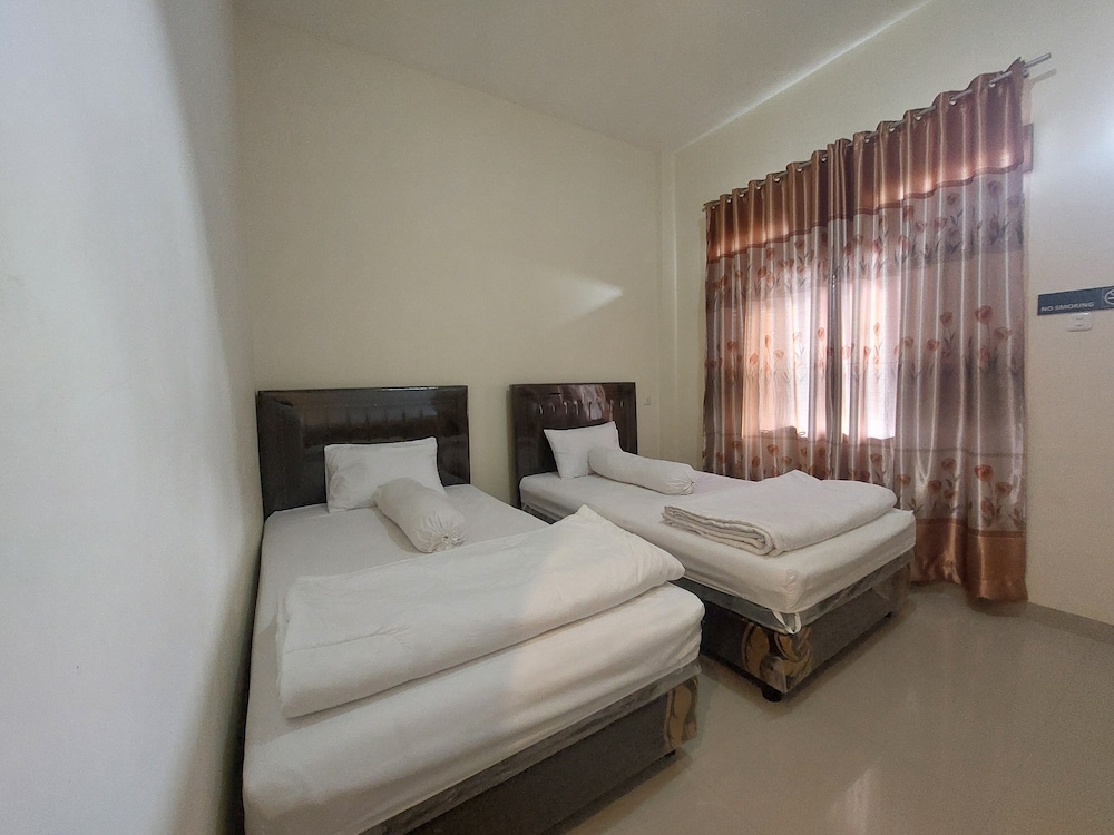 Gondang Sivali Hotel