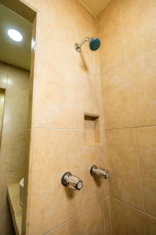 Ensenada Vacations - Hotel Rose Ensenada - Property Image 11