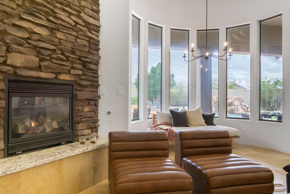 Arcadia by Avantstay Breathtaking Oasis in Scottsdale w Pool Hot Tub Game Room