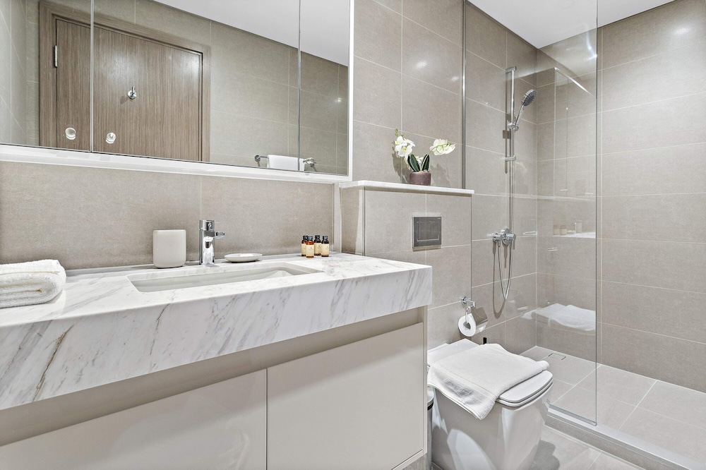 Silkhaus Premium Pad in Burj Royale Elegant
