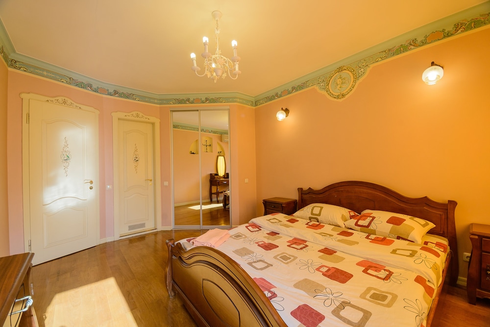 Kiev Accommodation Hotel Service