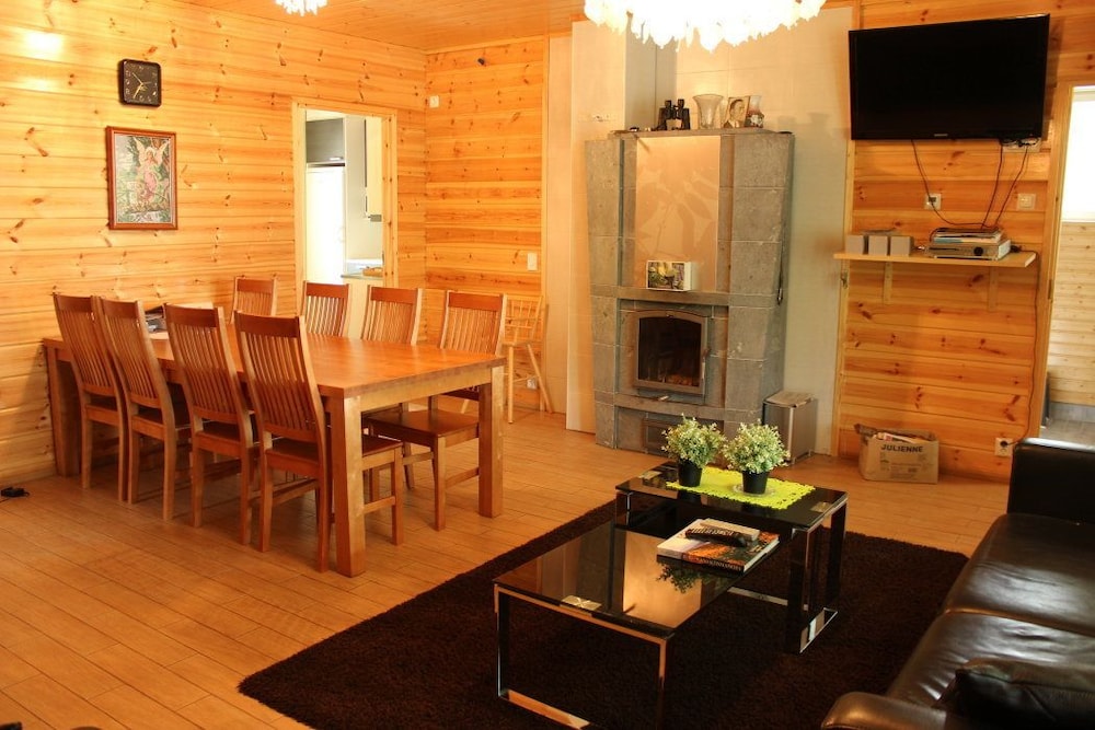 Jänisvaara Lake Cottages