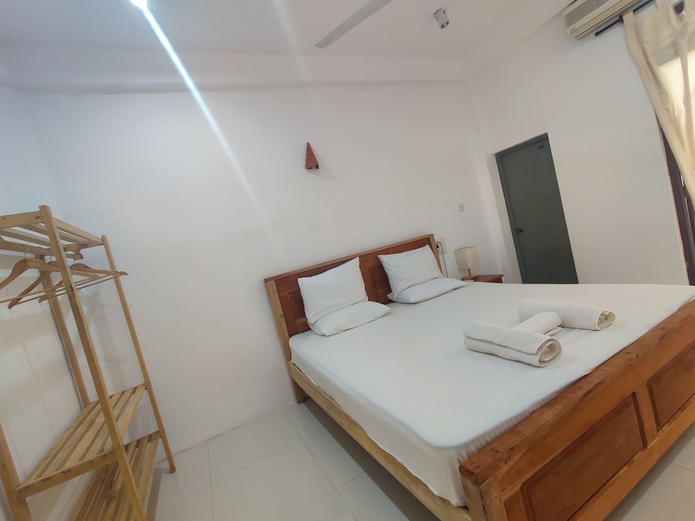 Randi Guest House