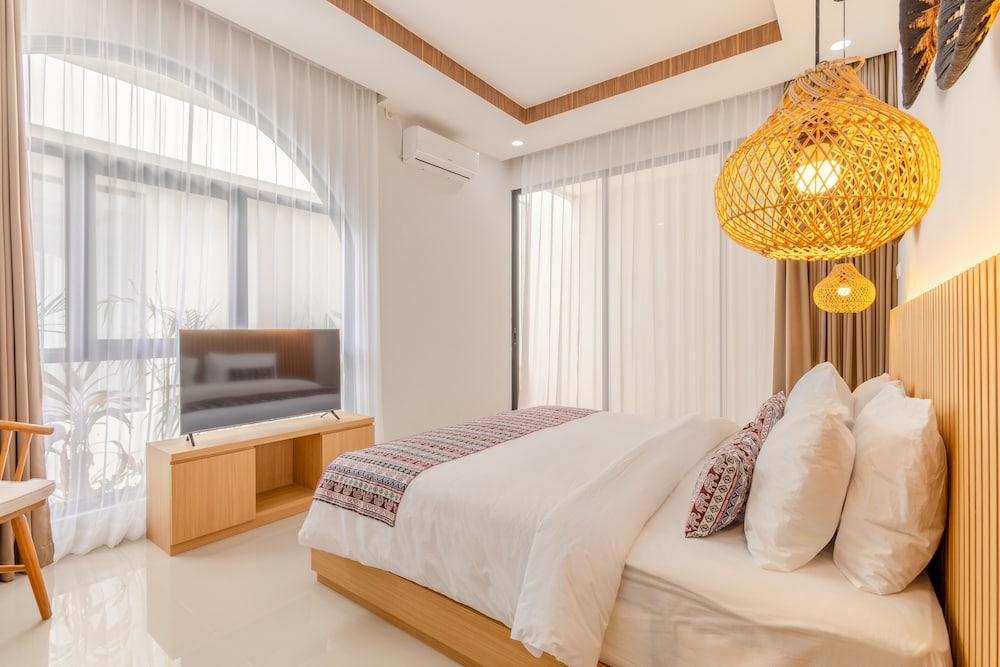 Stylish 3BR Villa La Greesa by OriVista