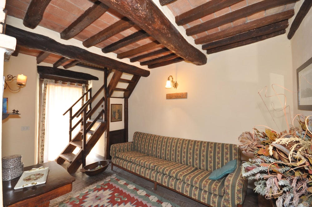 Borgo Del Castagno