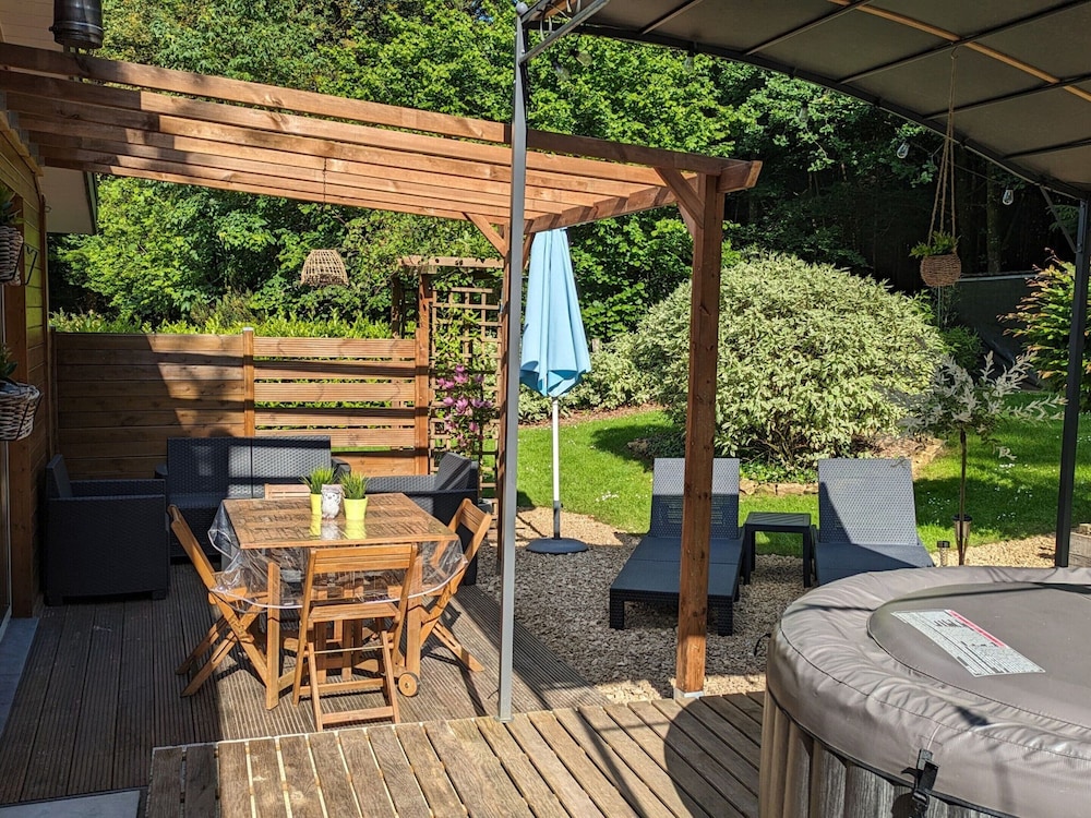 Nice Chalet by the Woods in Saint-leger view 2