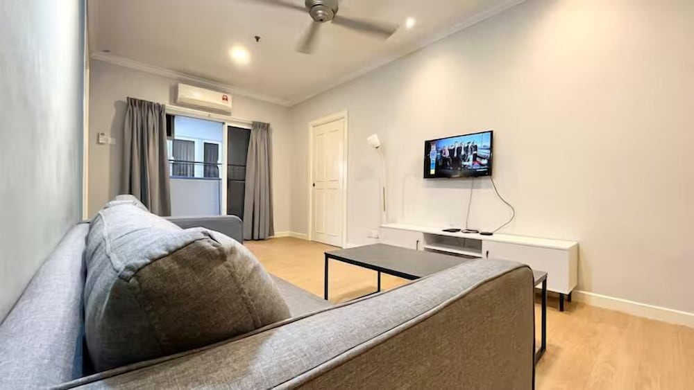 The Embassy Row 206 Apartments