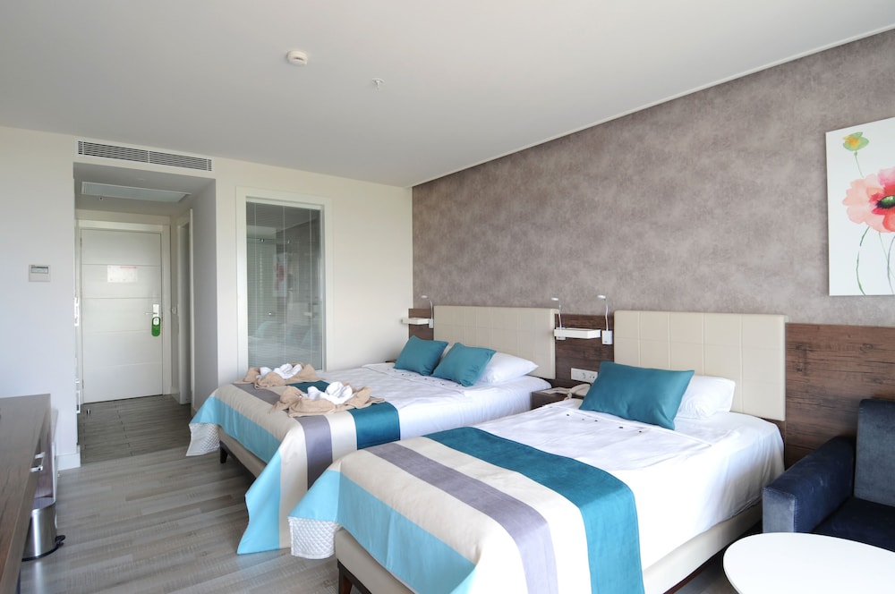 Gold Island Selected Hotel