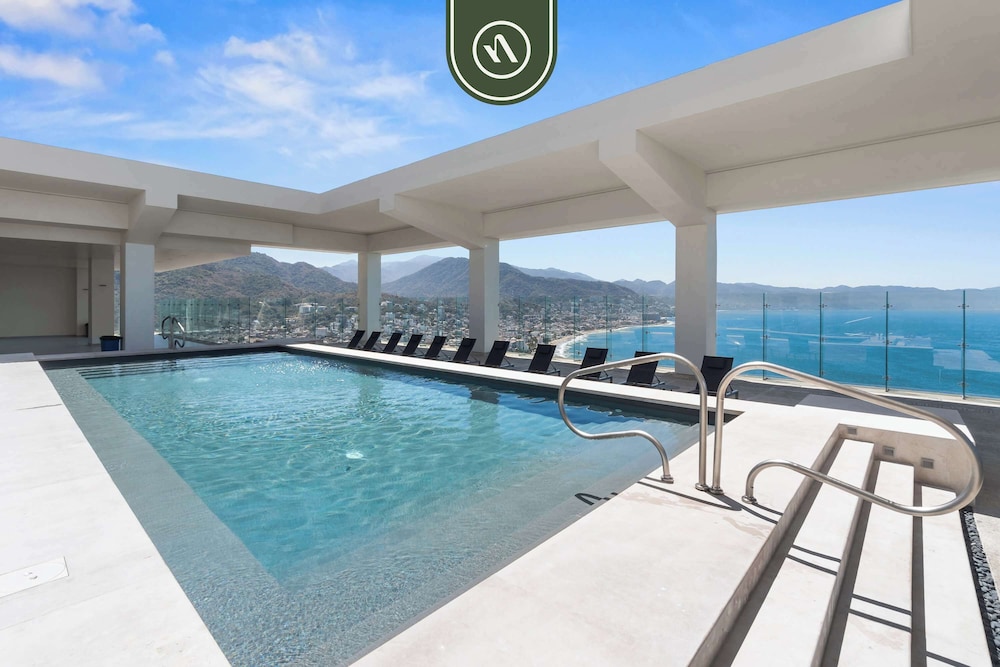 Amazing Apt With Ocean View - King Bed