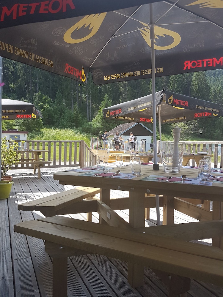Le Chalet de la Source view 2
