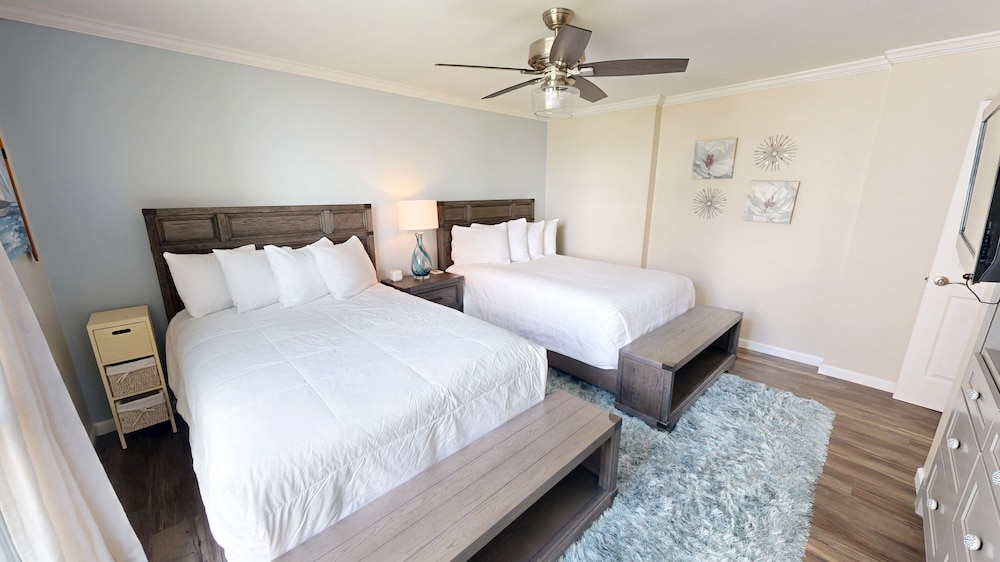 Shoreline Towers 3025 2 Bedroom Condo