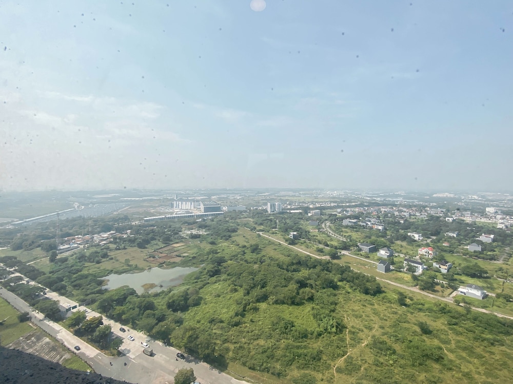 Spacious Warm 2Br At Apartment Meikarta