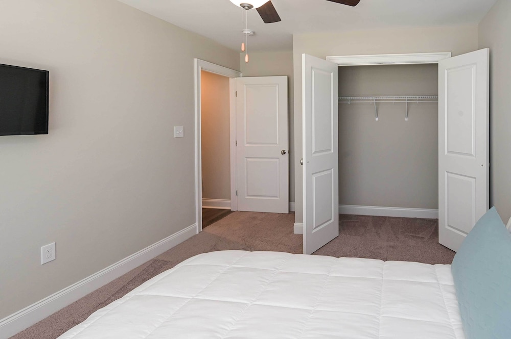 Quiet Family Home 15 Mi to Dtwn Huntsville! - Property Image 30