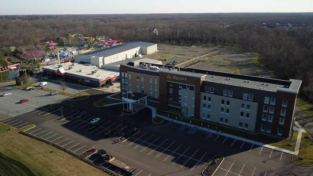 Mount Laurel Vacations - Hawthorn Extended Stay by Wyndham Mount Laurel / Moorestown - Property Image 18