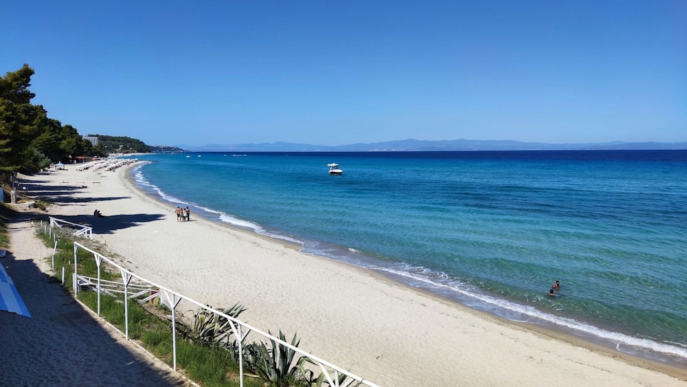 Sunset Sea View Cottage in Chalkidiki s Oasis