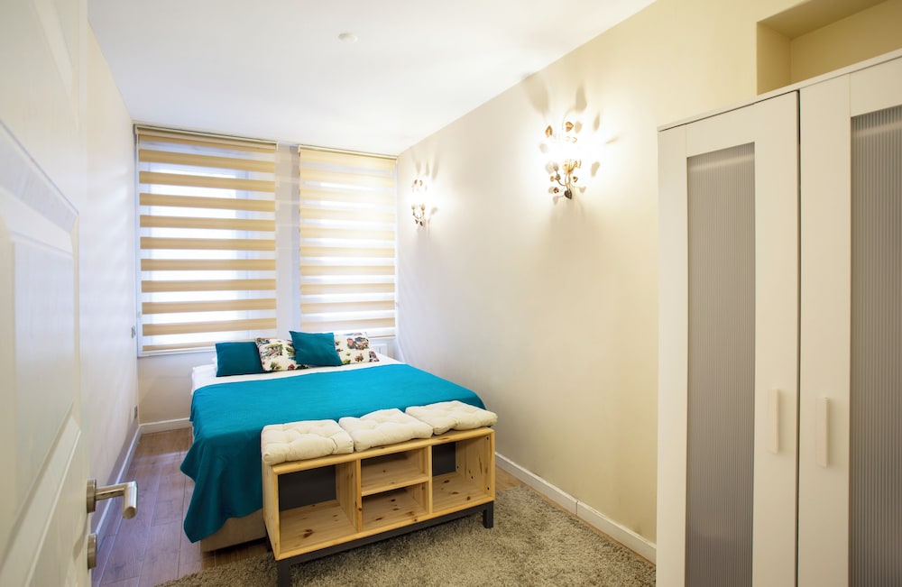 Big Cute Flat with Patio in Beyoglu