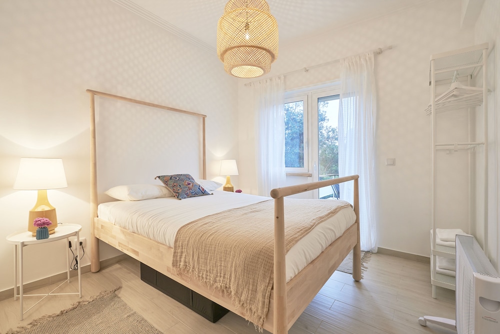 Light Apartment W/ Balcony Apartment by TimeCooler view 2