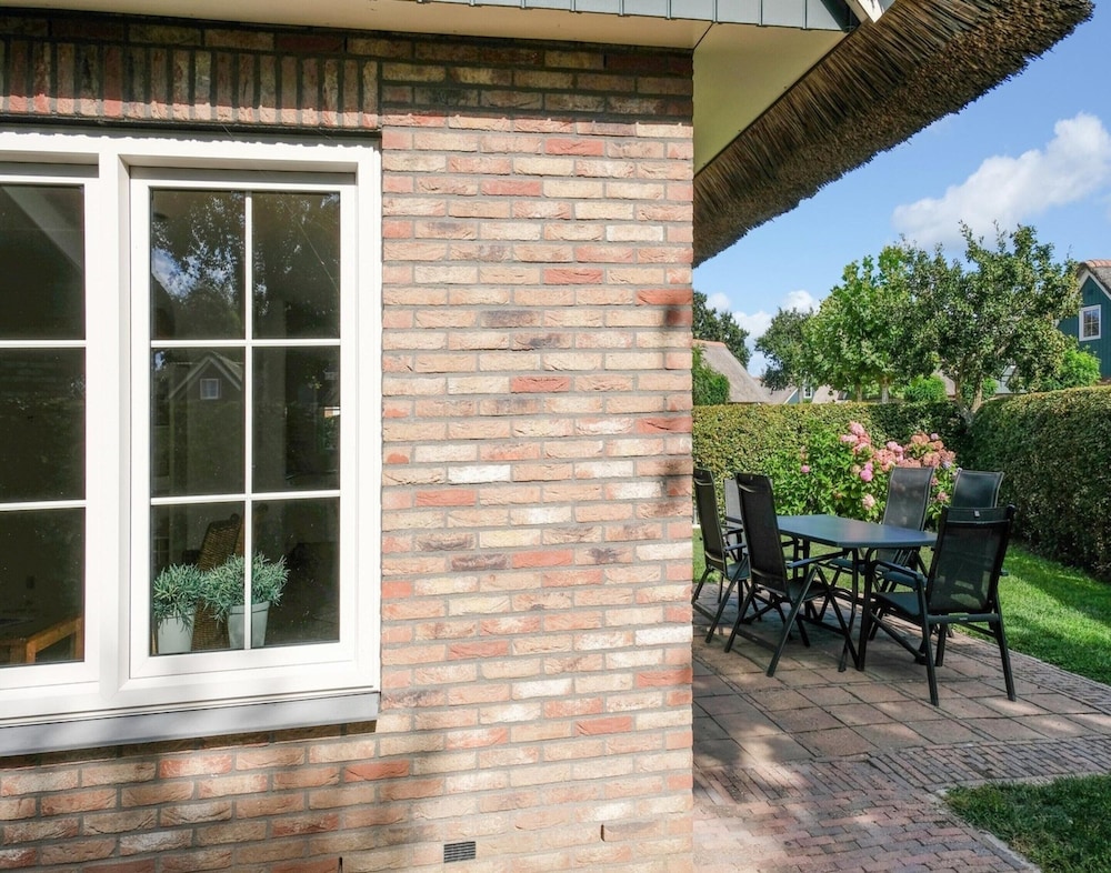 Charming Villa With Terrace Near Forest