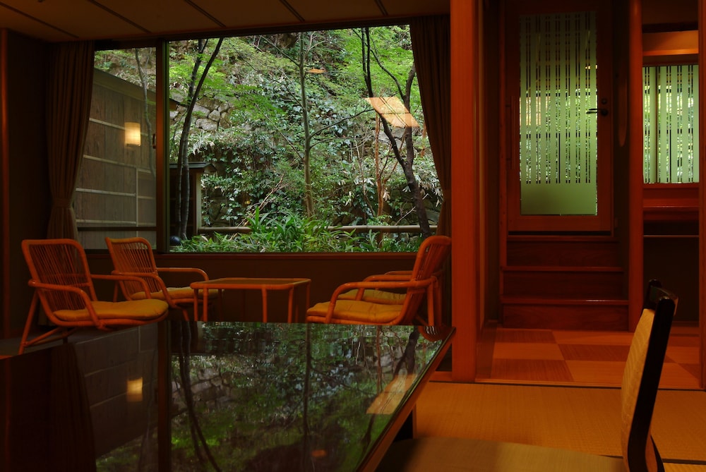 Nishimuraya Hotel Shogetsutei
