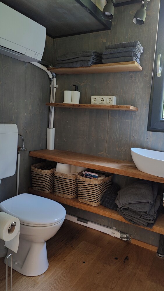 TinyHousebeiDresden unser größtes winziges Häuschen für bis zu 7 Personen, Kaminofen, große Terrasse - Nähe Sächsische Schweiz