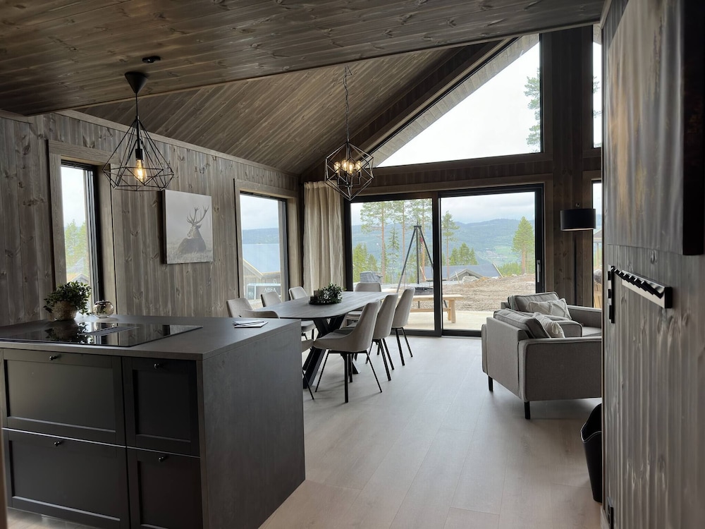 Luxury Holiday Home, Skiing, Sauna, Remote Office