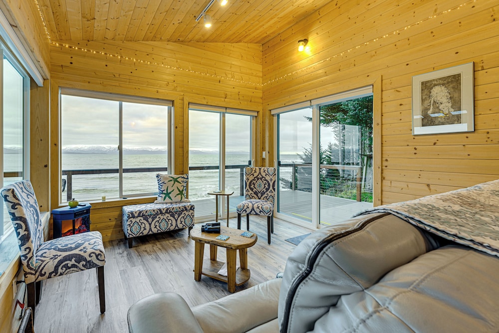 Deck & Panoramic Views: Bayfront House in Homer!