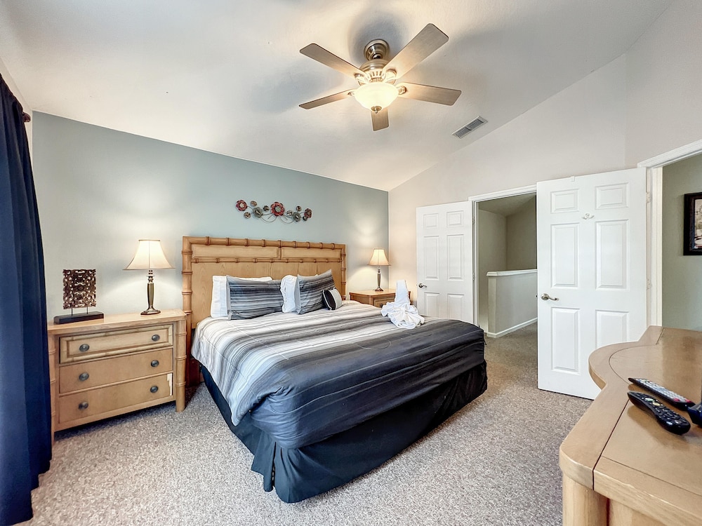 Krista s Tropical Escape Resort Stay Near Disney