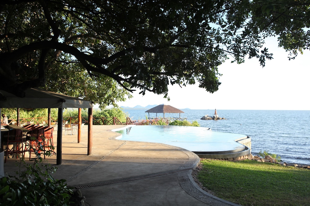 Blue Zebra Island Lodge
