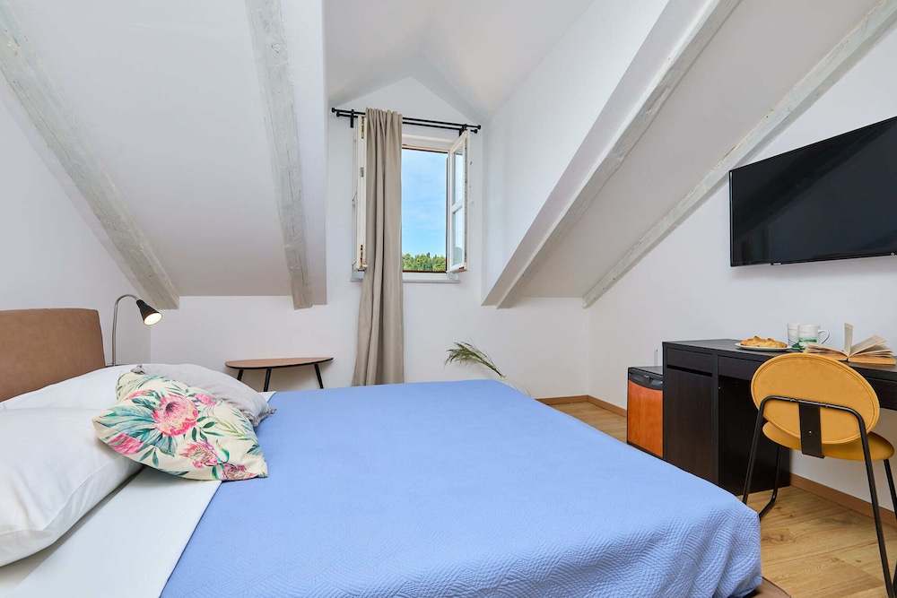 Dubrovnik Vacations - Boutique Garden Rooms - Property Image 50