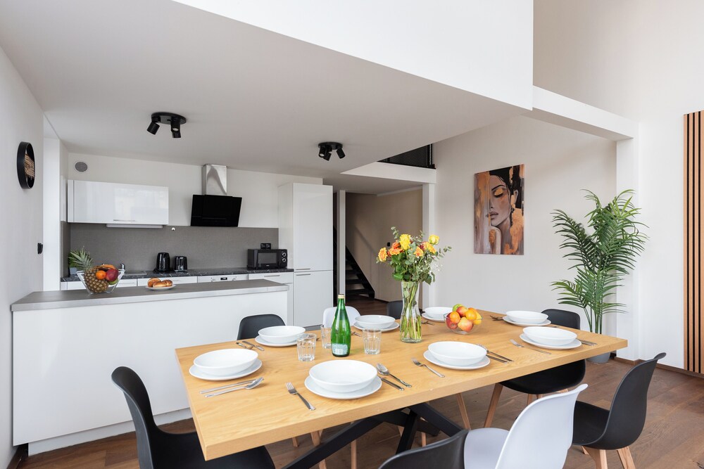 Modern Penthouse with 3-bedrooms