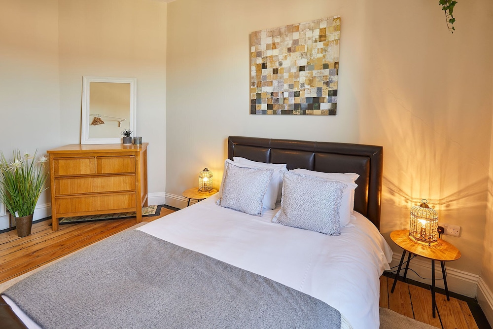 Host Stay High Street view 3