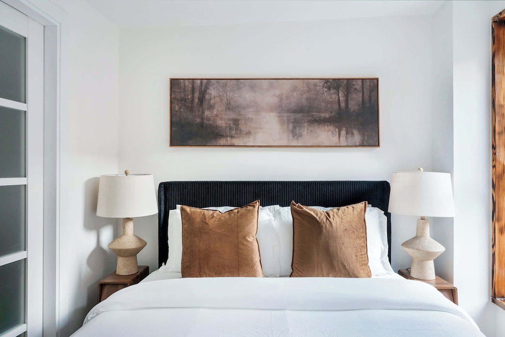 22-4a Sleek Modern 1BR Gramercy