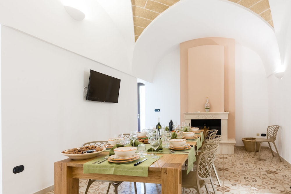 Villa Aura