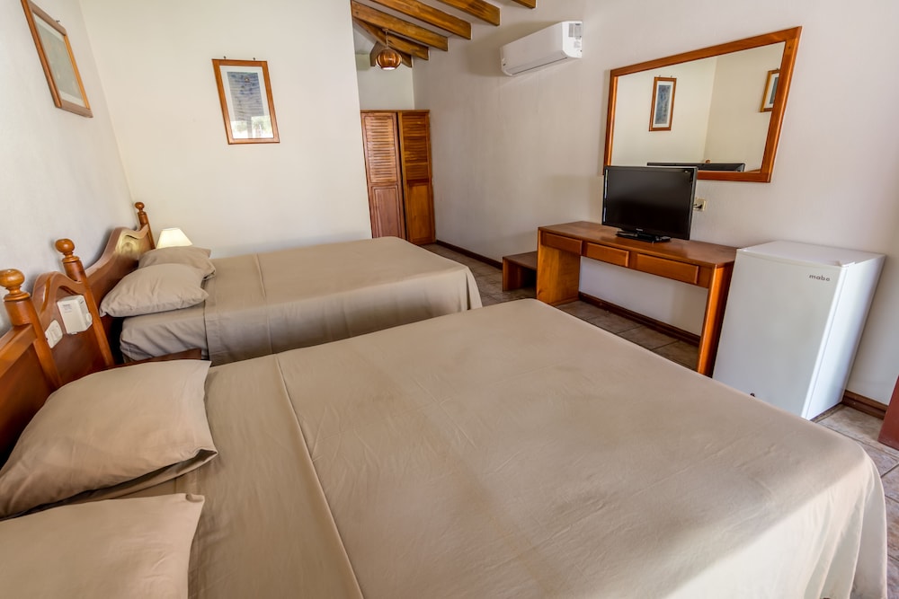 Guanacaste Lodge