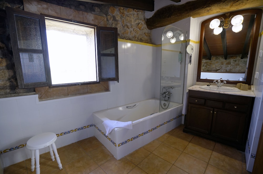 Hotel Sa Bassa Rotja Ecoturisme