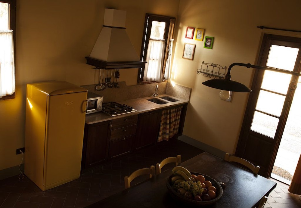 Agriturismo FATTORIA ROZZALUPI
