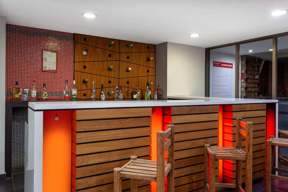 Ramada by Wyndham Acapulco Hotel  Suites - Property Image 29