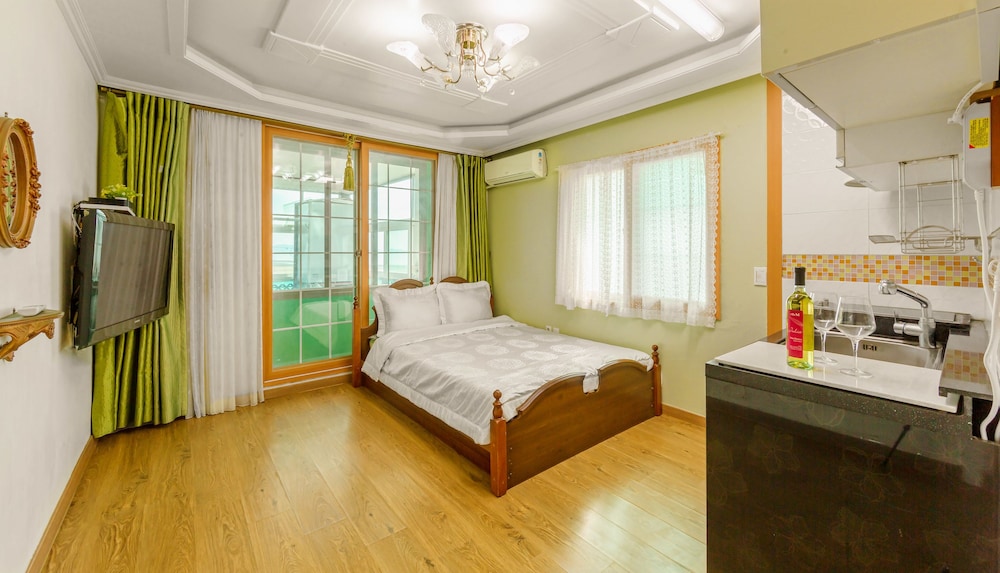hotel room